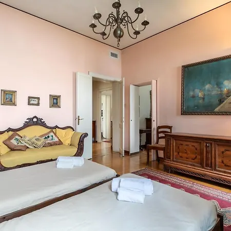 Apartman Casa Flores - 2 *